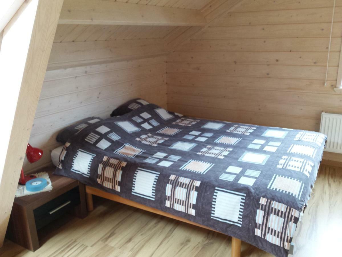 Gezellige Chalet In Hoge Venen Uberweywertz エクステリア 写真