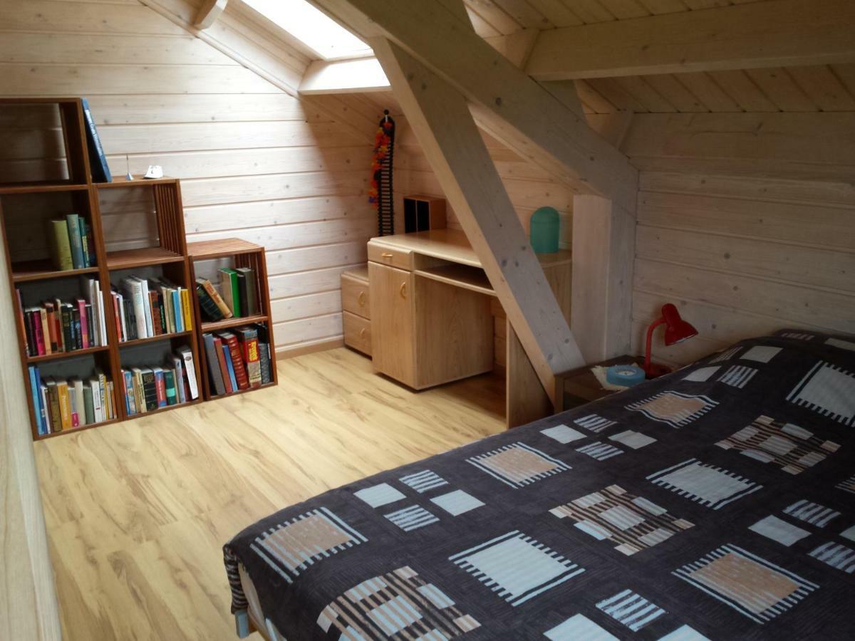 Gezellige Chalet In Hoge Venen Uberweywertz エクステリア 写真